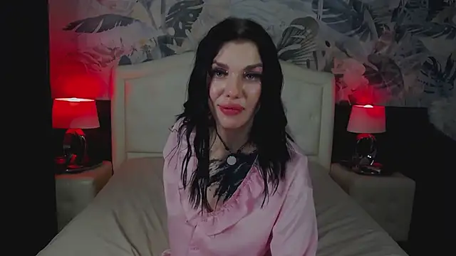 MaeveMoon online show from May 2026 02:14:01 AM