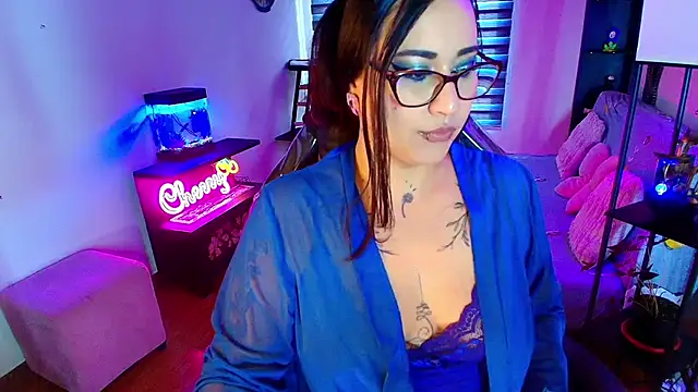 cherryy bombshelll online show from May 2026 02:36:01 PM