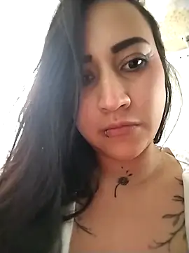 cherryy bombshelll online show from December 2025 06:35:02 PM