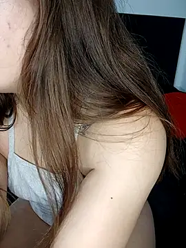 Ezella1 online show from November 2025 11:53:02 PM