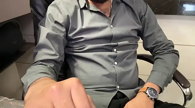 Snapshot of iamabigdickindian chatting on March 2025 07:12:01 AM iamabigdickindian online show from March 2025 07:12:01 AM