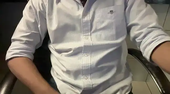 Snapshot of iamabigdickindian chatting on March 2025 11:53:02 AM iamabigdickindian online show from March 2025 11:53:02 AM