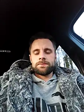 ademandjulia online show from March 2026 05:44:02 PM