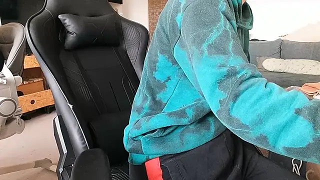 ademandjulia online show from February 2026 09:33:02 AM