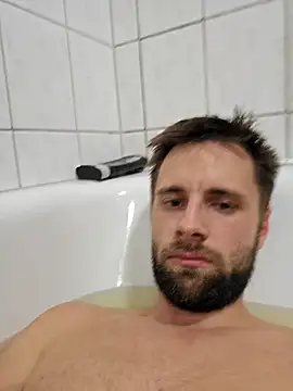 ademandjulia online show from February 2026 09:25:01 PM