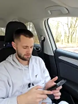 ademandjulia online show from February 2026 11:43:02 AM