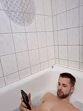 ademandjulia online show from March 2026 05:34:01 PM