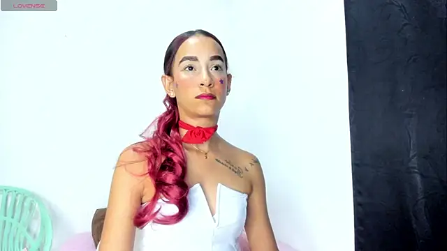 Olivia Stevens online show from June 2026 08:14:01 PM
