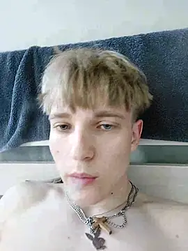 Snapshot of And25bn chatting on September 2025 11:38:02 AM And25bn online show from September 2025 11:38:02 AM