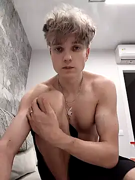 Snapshot of And25bn chatting on December 2025 11:16:02 PM And25bn online show from December 2025 11:16:02 PM