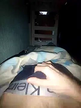 Snapshot of And25bn chatting on February 2025 01:09:02 PM And25bn online show from February 2025 01:09:02 PM