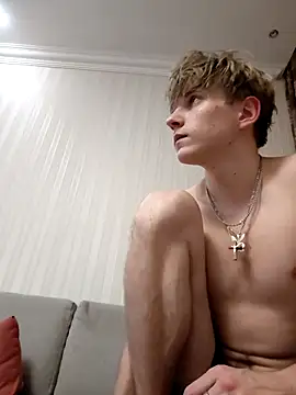 Snapshot of And25bn chatting on November 2025 08:56:02 PM And25bn online show from November 2025 08:56:02 PM