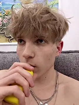 Snapshot of And25bn chatting on December 2025 02:10:01 PM And25bn online show from December 2025 02:10:01 PM