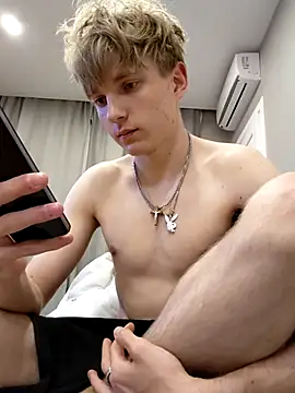 Snapshot of And25bn chatting on October 2025 01:59:02 AM And25bn online show from October 2025 01:59:02 AM