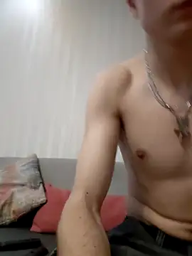 Snapshot of And25bn chatting on November 2025 10:36:01 PM And25bn online show from November 2025 10:36:01 PM