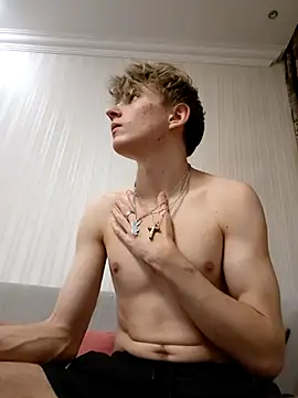 Snapshot of And25bn chatting on November 2025 11:20:02 PM And25bn online show from November 2025 11:20:02 PM