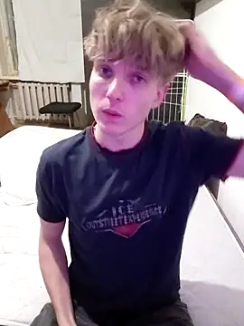 Snapshot of And25bn chatting on February 2026 11:04:02 PM And25bn online show from February 2026 11:04:02 PM