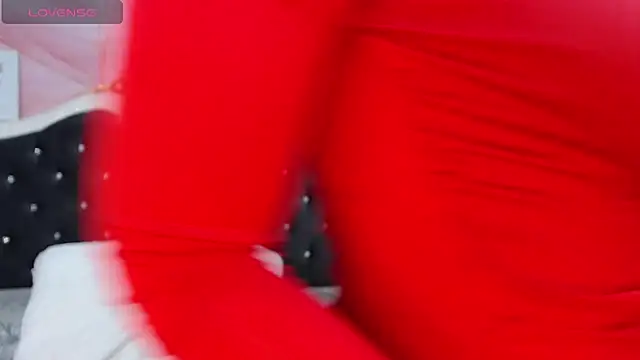 LindaBird online show from October 2025 07:58:02 PM