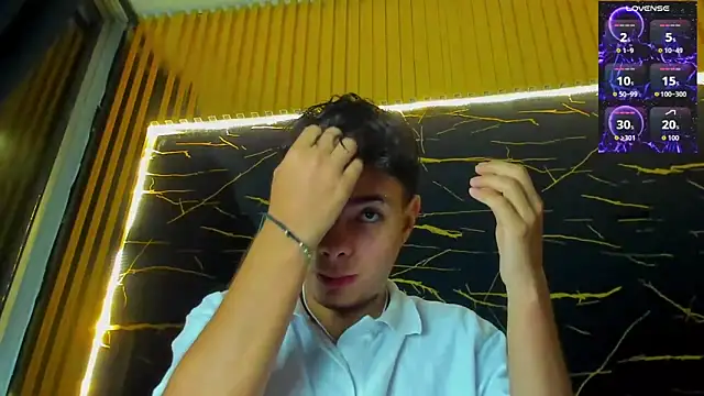 Alessandro 1610 online show from April 2026 05:03:01 AM