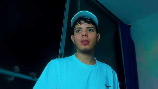 Alessandro 1610 online show from October 2025 04:03:01 AM