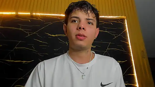 Alessandro 1610 online show from March 2026 02:57:01 AM