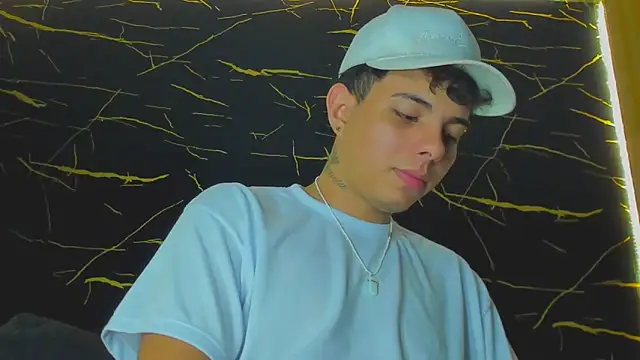 Alessandro 1610 online show from March 2026 05:28:01 AM