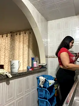 Carola-Ross online show from November 2025 07:14:01 PM