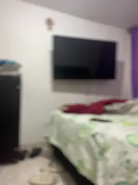 Carola-Ross online show from April 2026 05:06:02 PM