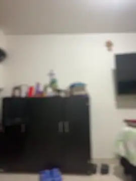 Carola-Ross online show from April 2026 05:18:01 PM