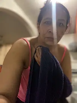 Carola-Ross online show from March 2026 03:01:01 PM