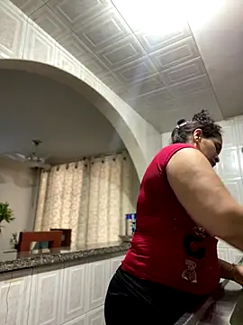 Carola-Ross online show from October 2025 05:34:02 PM