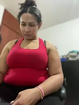 Carola-Ross online show from February 2026 05:35:01 PM