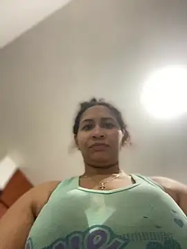 Carola-Ross online show from February 2026 12:00:01 AM