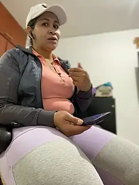 Carola-Ross online show from February 2026 05:35:02 PM