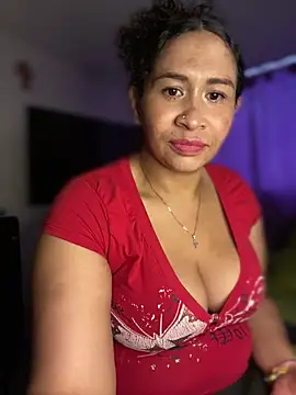 Carola-Ross online show from May 2026 04:04:02 PM