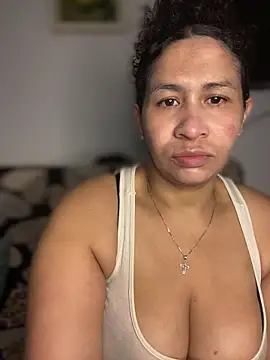 Snapshot of Carola-Ross chatting on July 2026 11:50:02 AM Carola-Ross online show from July 2026 11:50:02 AM