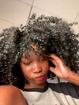 Snapshot of blackgril12 chatting on October 2025 09:36:01 PM blackgril12 online show from October 2025 09:36:01 PM