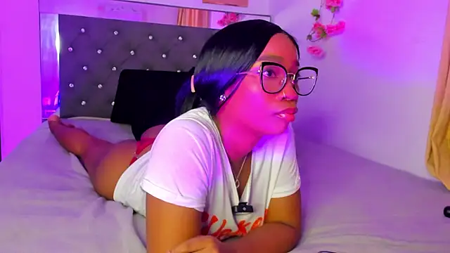 blackgril12 online show from May 2026 09:46:01 PM