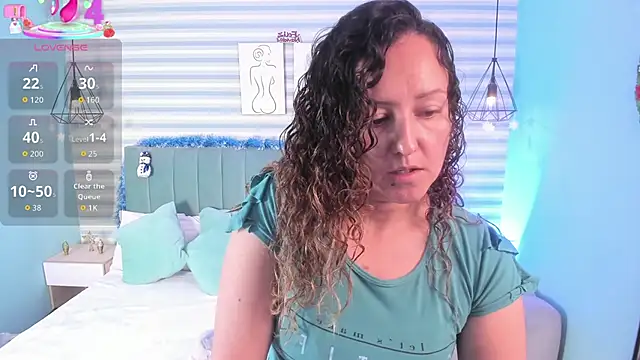 abby apple online show from December 2025 01:38:02 PM
