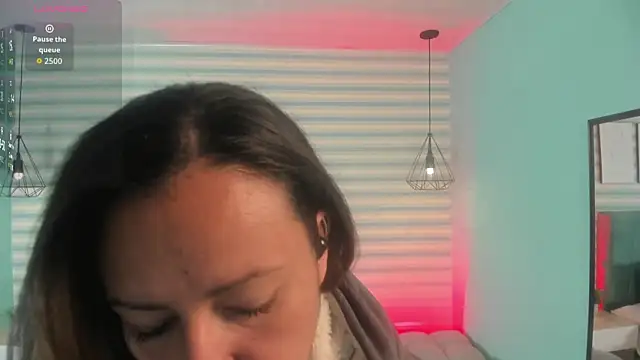 abby apple online show from October 2025 01:34:01 PM