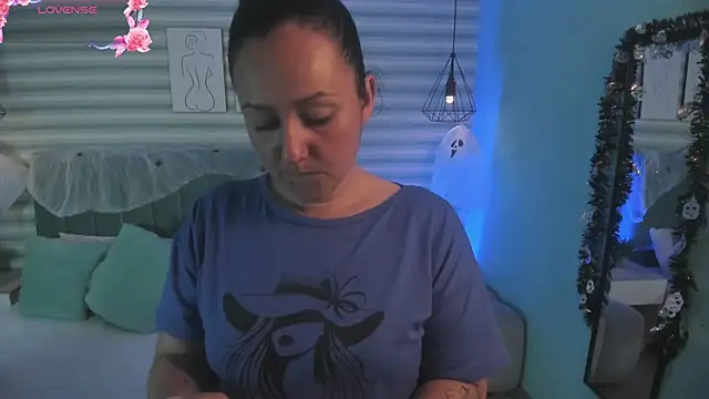 abby apple online show from October 2025 01:54:02 PM