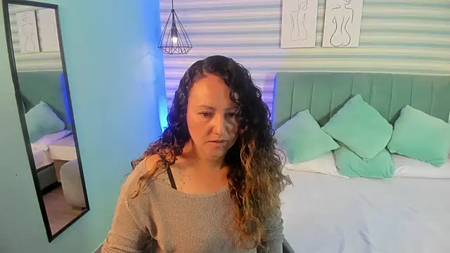 abby apple online show from September 2025 01:22:01 PM