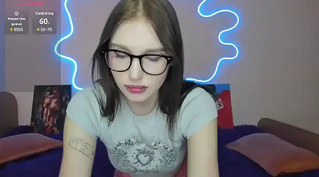 EvelinaLuu online show from March 2025 03:06:01 AM