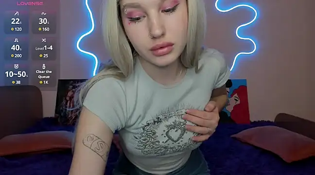 EvelinaLuu online show from March 2025 01:03:02 AM