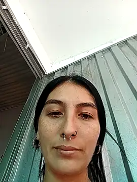 single mother indecent online show from September 2025 01:27:01 PM