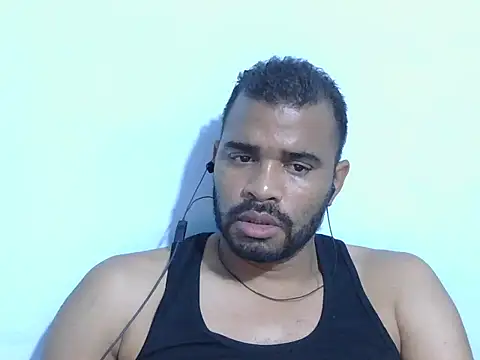 Snapshot of YOX22 chatting on September 2025 03:44:01 AM YOX22 online show from September 2025 03:44:01 AM
