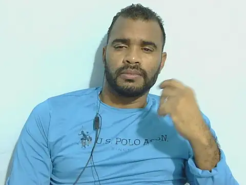 Snapshot of YOX22 chatting on September 2025 05:33:01 AM YOX22 online show from September 2025 05:33:01 AM