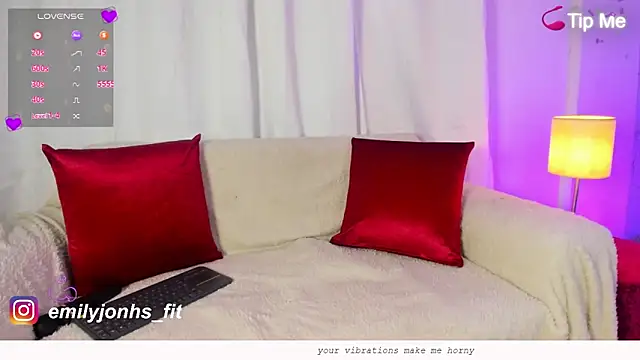 Emylyjonhs online show from May 2026 01:32:01 AM