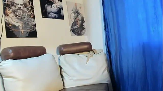 Snapshot of mikeblaree chatting on December 2025 02:26:02 PM mikeblaree online show from December 2025 02:26:02 PM