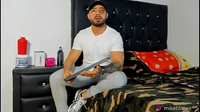 mikeblaree online show from March 2026 04:34:02 PM